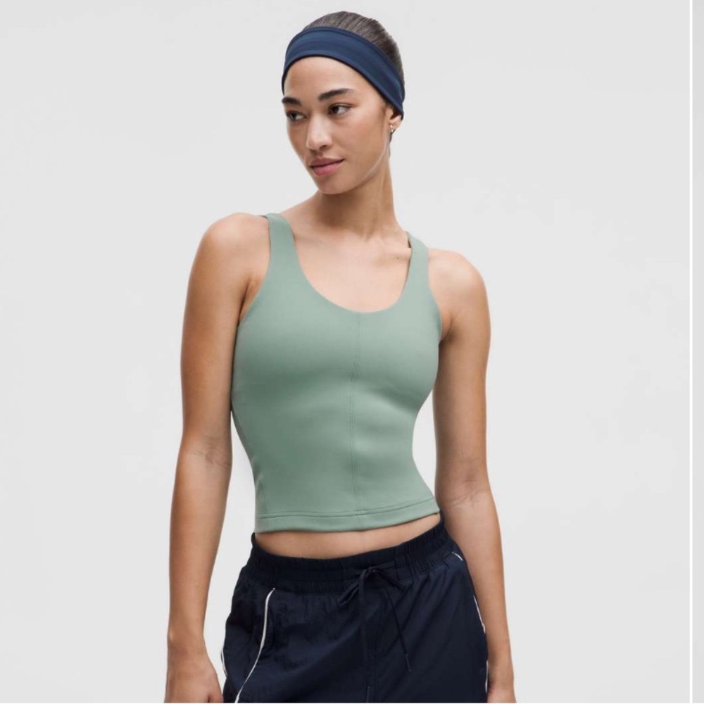 lululemon Glow Up Tank (B/C Cup) – Crater Blue (Size 6)